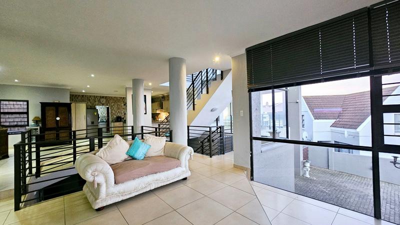 5 Bedroom Property for Sale in Dana Bay Western Cape